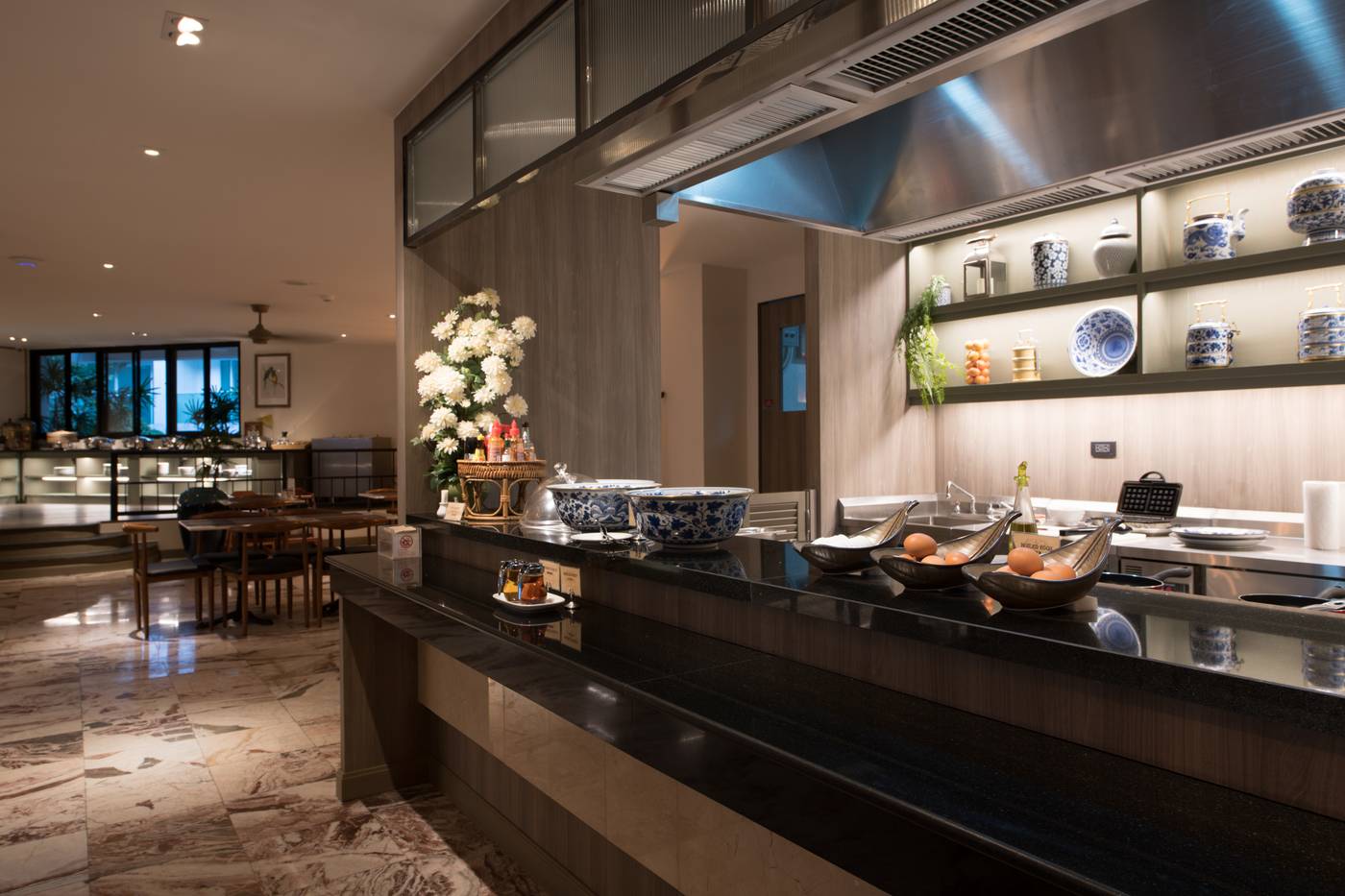 Centara-Sawaddi-Patong-Resort-Restaurant-42