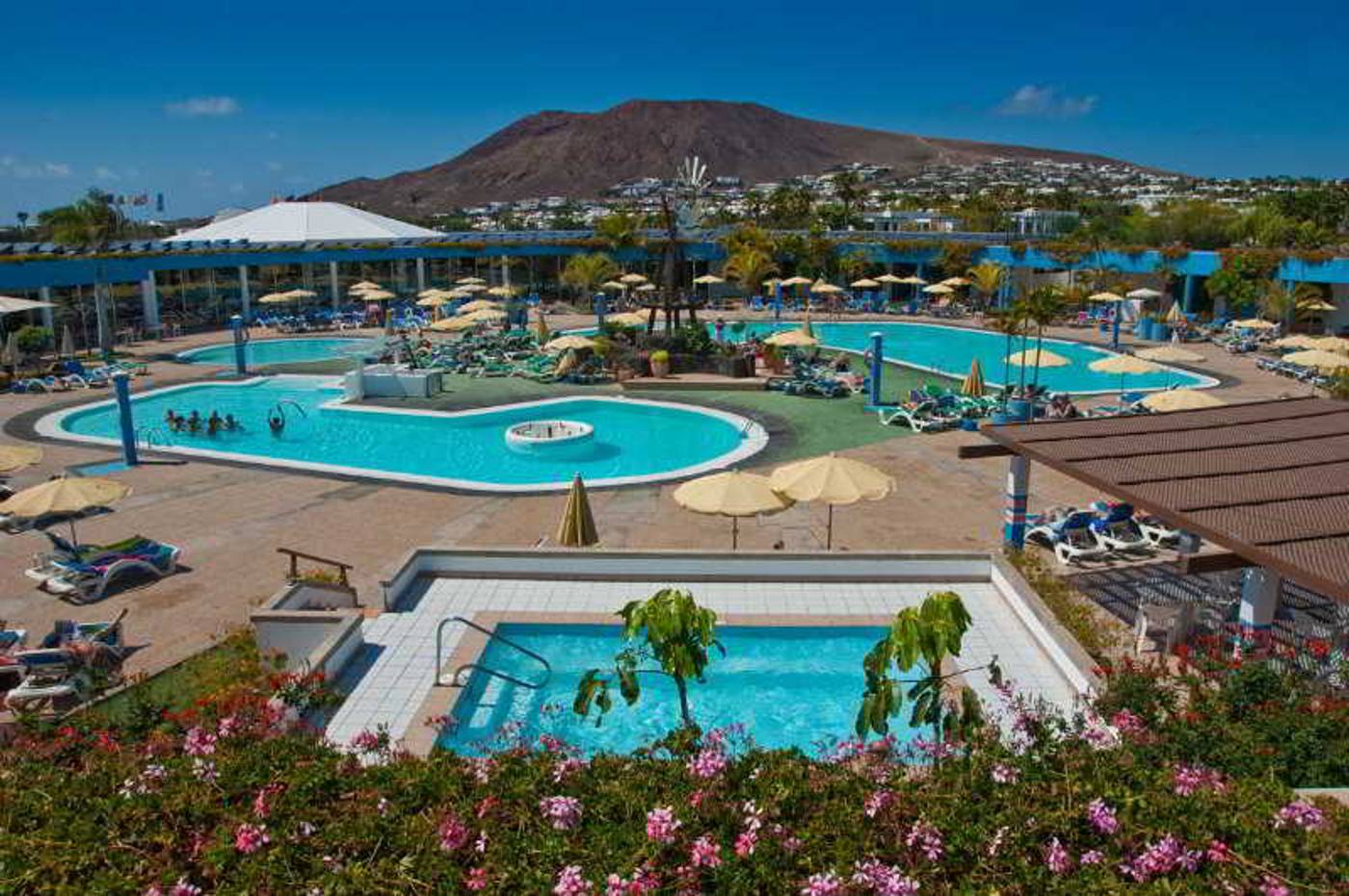 Relaxia-Lanzasur-Club-Pool-5