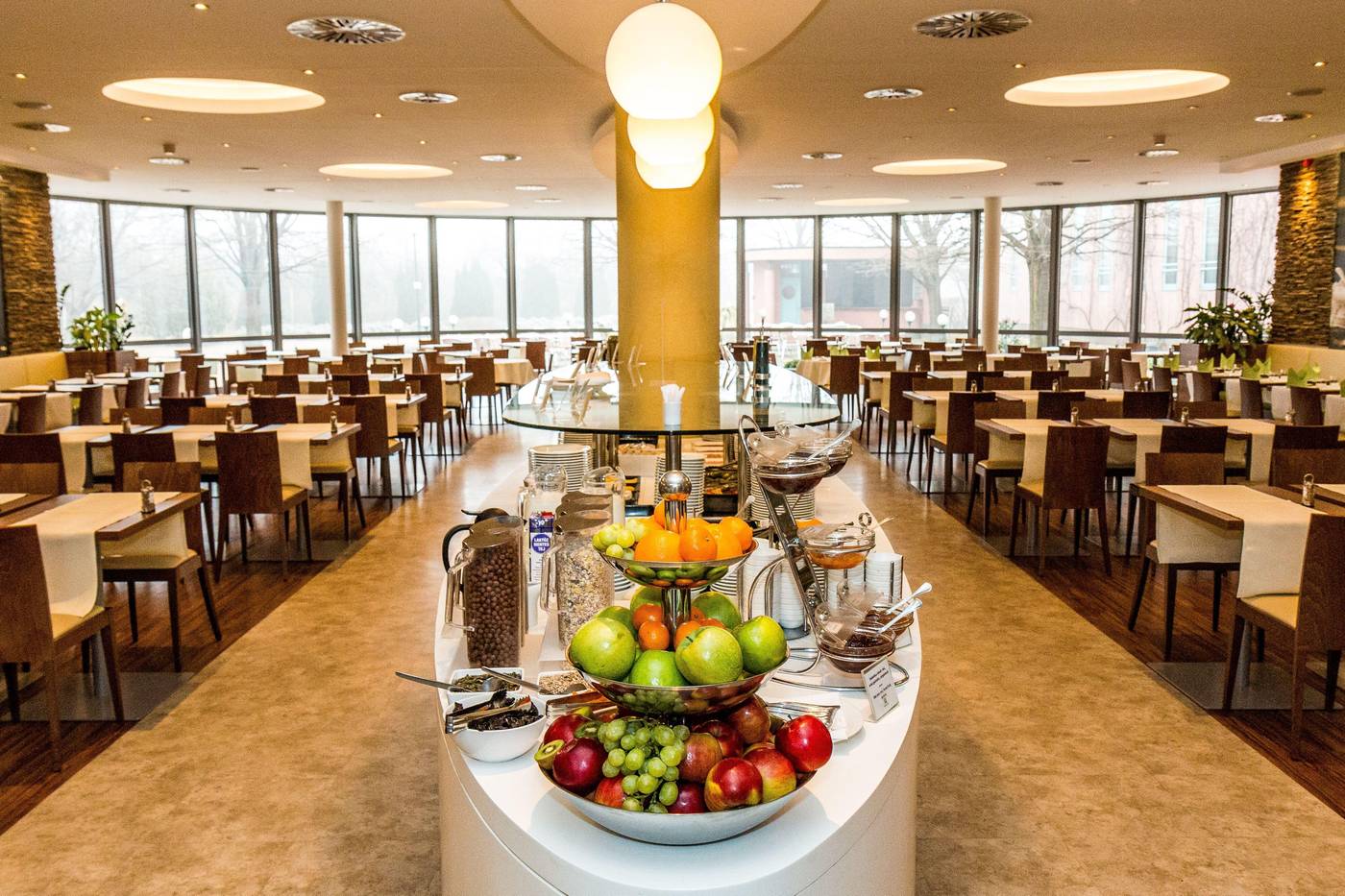 Holiday-Inn-Budapest---Budaors-Restaurant-51