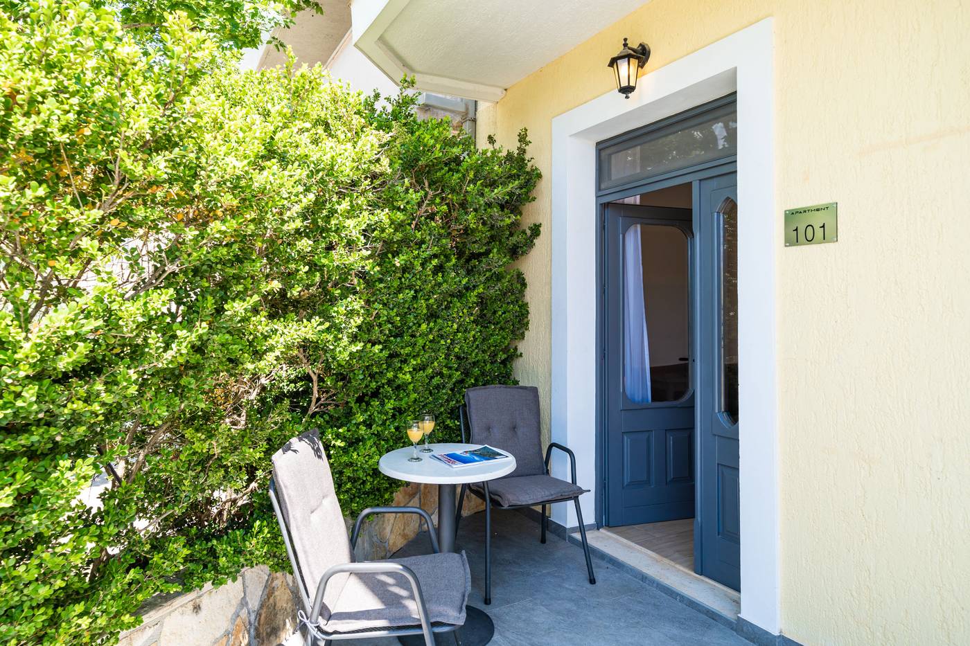 Bacan-Serviced-Apartments-General-view-10