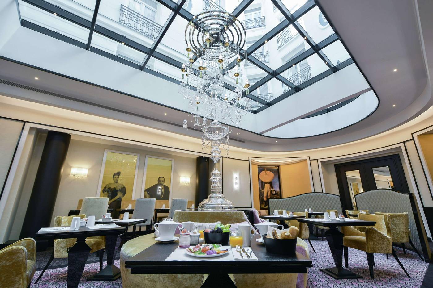 Maison-Astor-Paris--Curio-Collection-by-Hilton-Restaurant-48