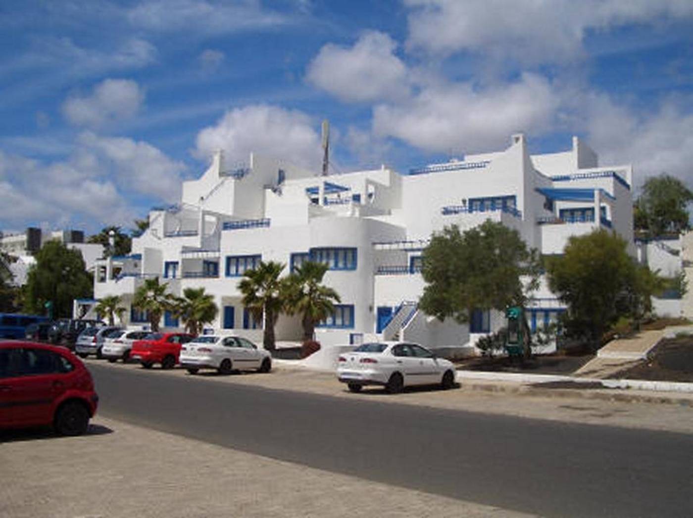 Club-Pocillos-Apartments-General-view-12