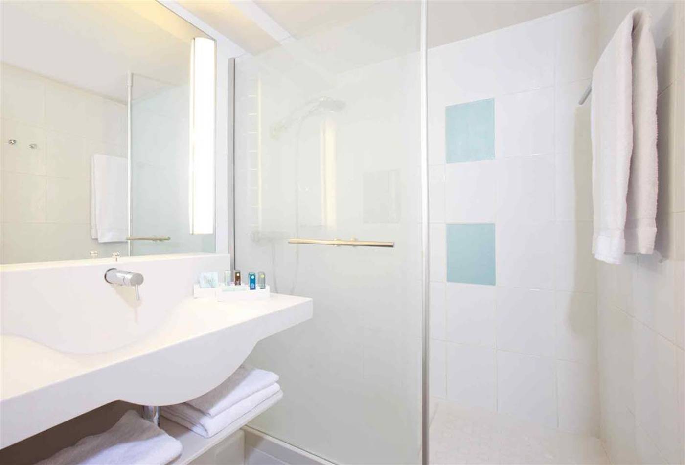 Novotel-Paris-Creteil-Le-Lac-Room-44