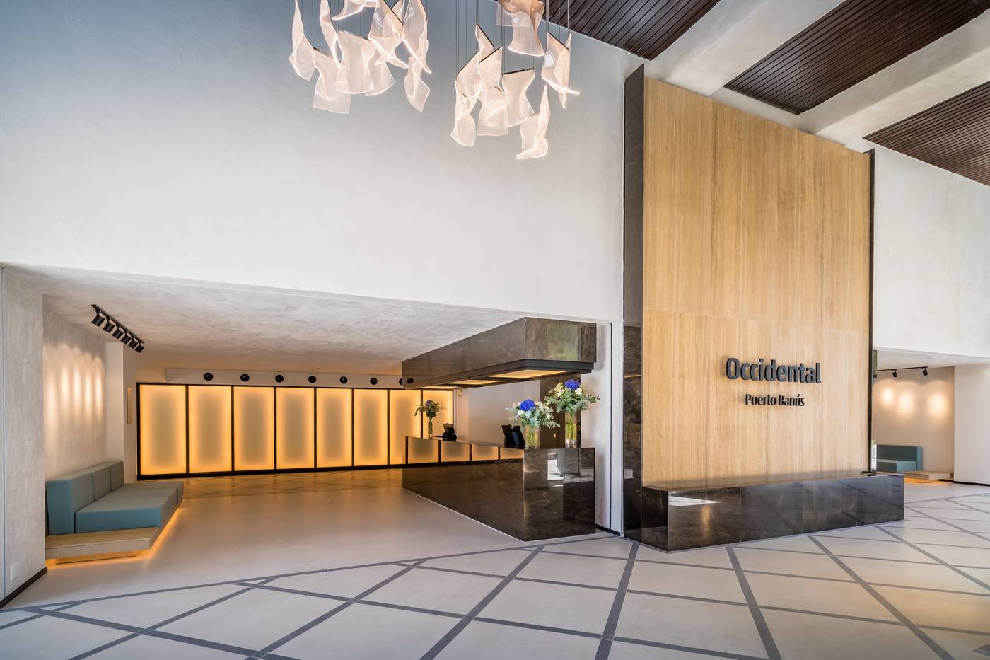 Occidental-Puerto-Ban--s-Lobby-44