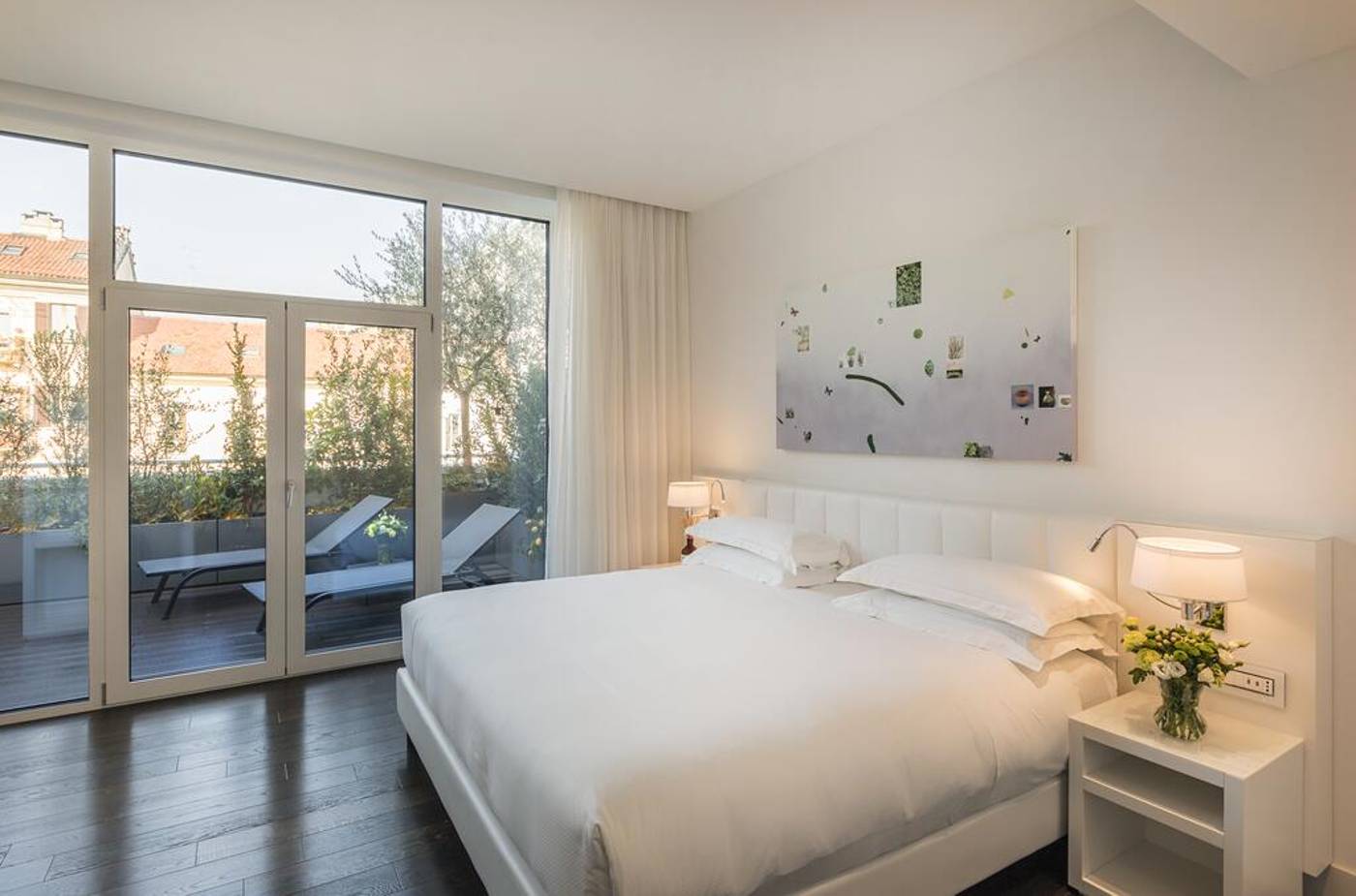 Magna-Pars---LHotel-a-Parfum-Room-4