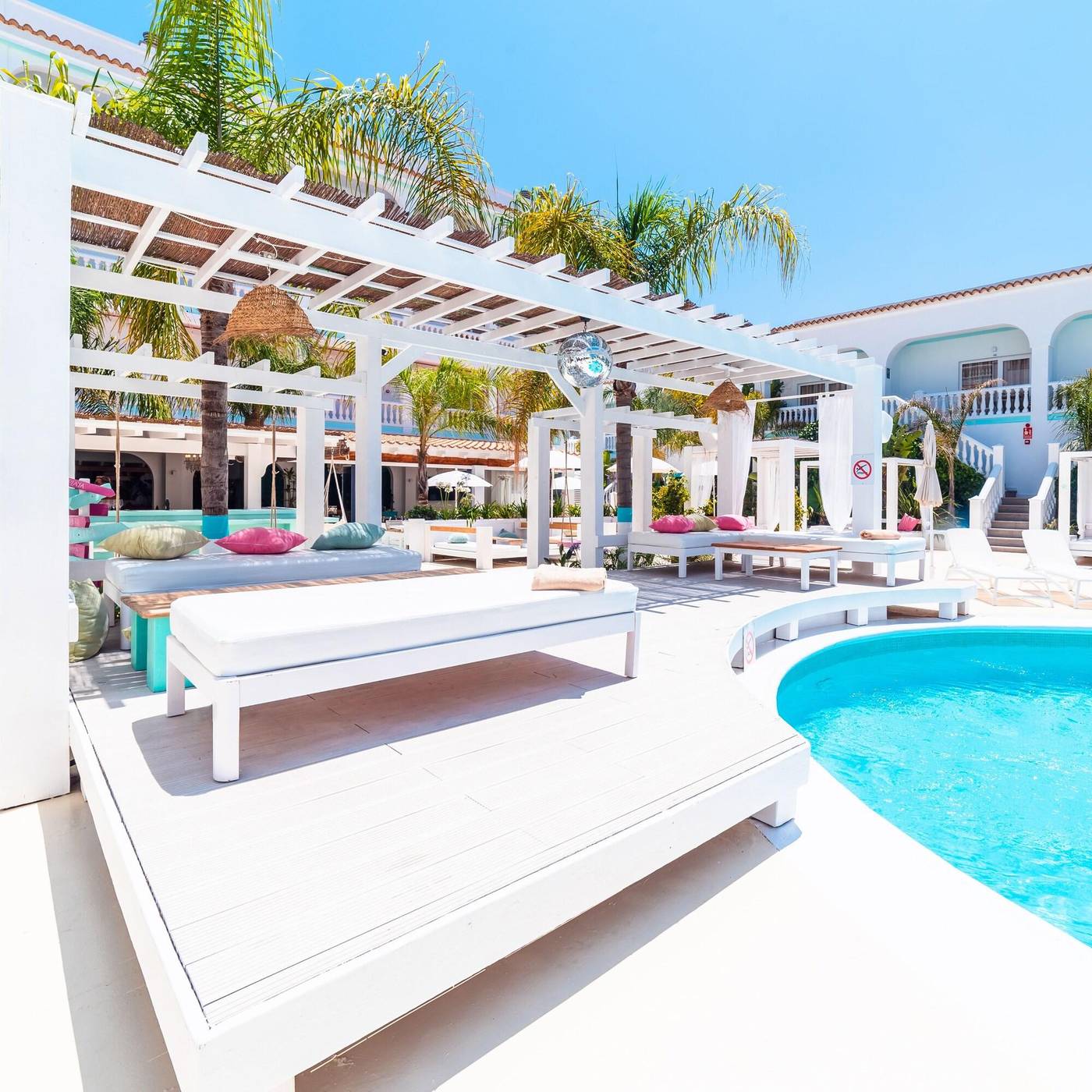 The-Beach-Star-Ibiza-Pool-12