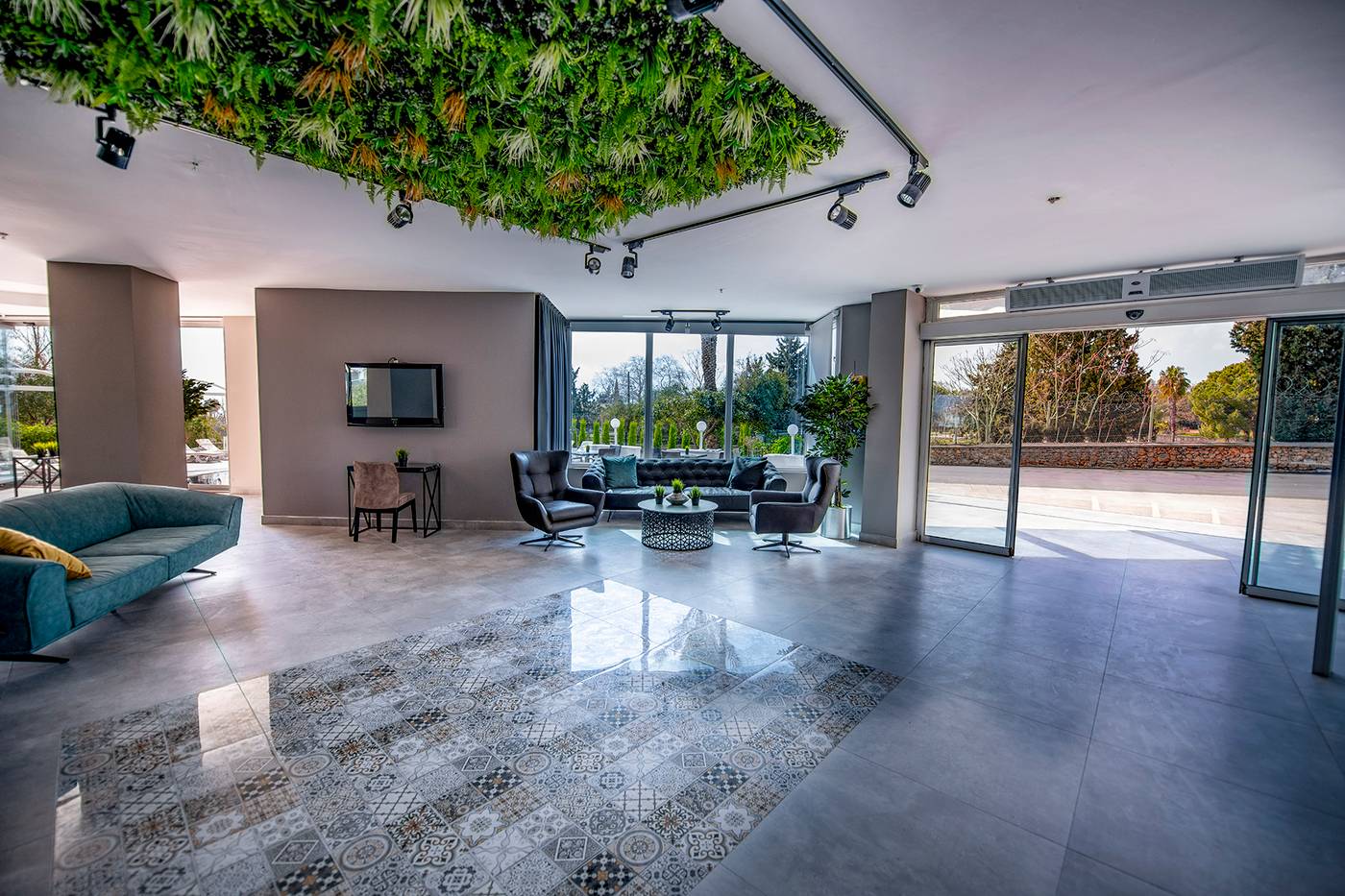 Tourist-Hotel-Antalya-Lobby-41