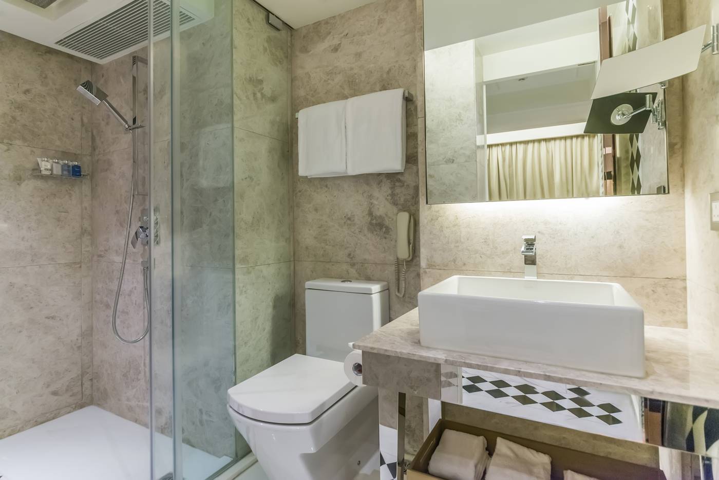 Hotel-Pravo-Hong-Kong-Room-30