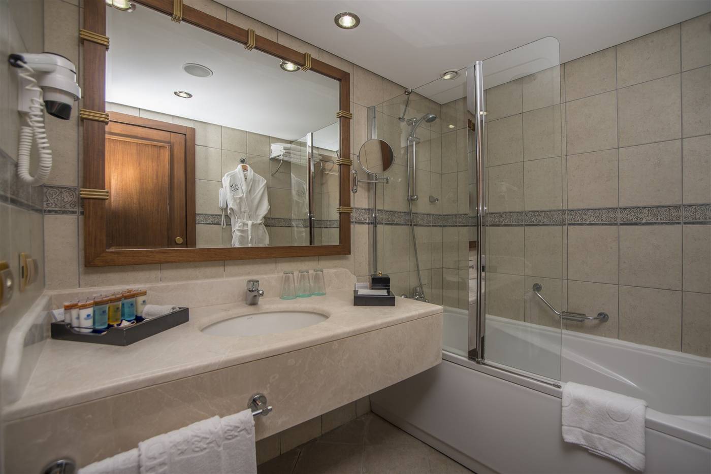 Starlight-Resort-Hotel-Room-52