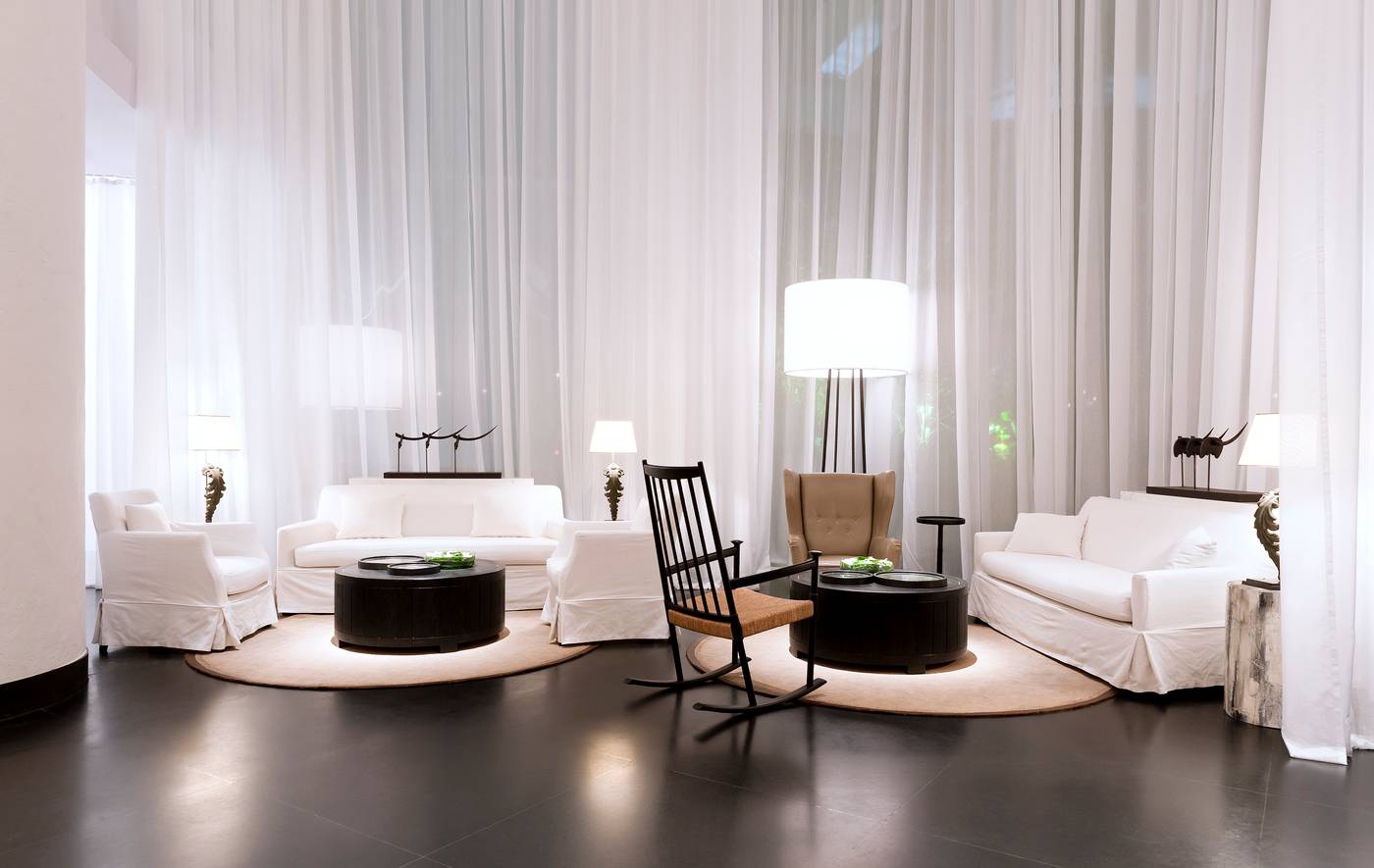 Pullman-Bangkok-Hotel-G-Lobby-17