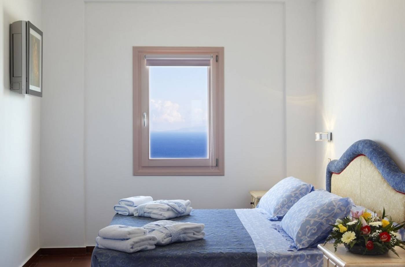 Csky-Greece-IMEROVIGLI-Room-6
