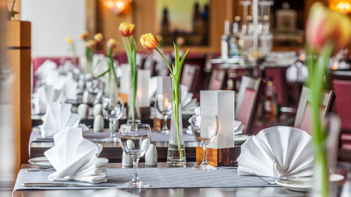 Holiday-Inn-Munich-South-Restaurant-52