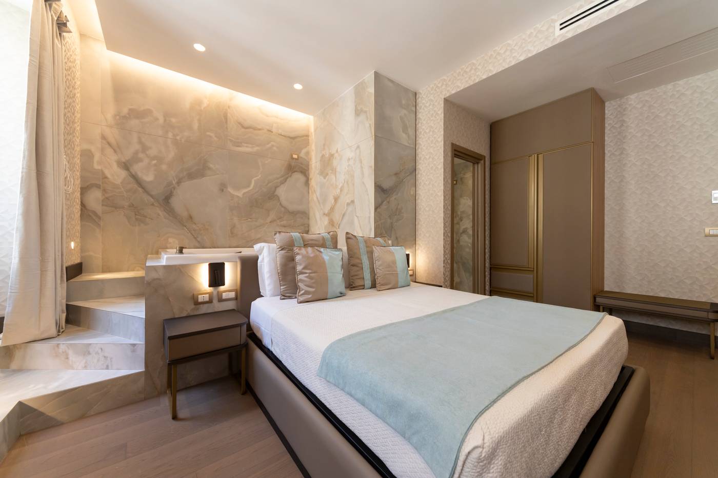 San-Carlo-Suite-Room-17