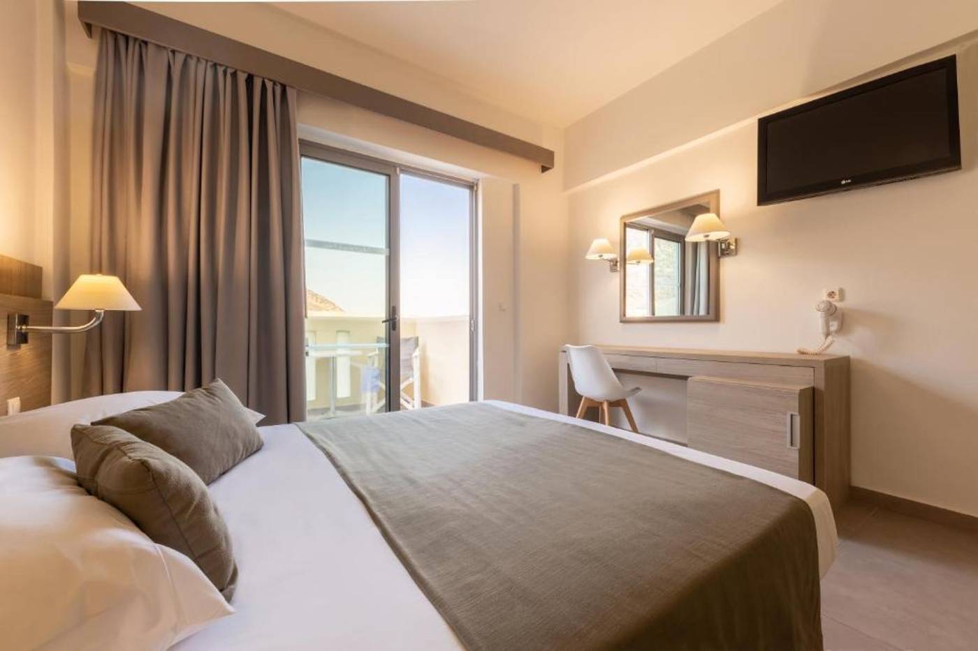 Akti-Beach-Club-Room-19