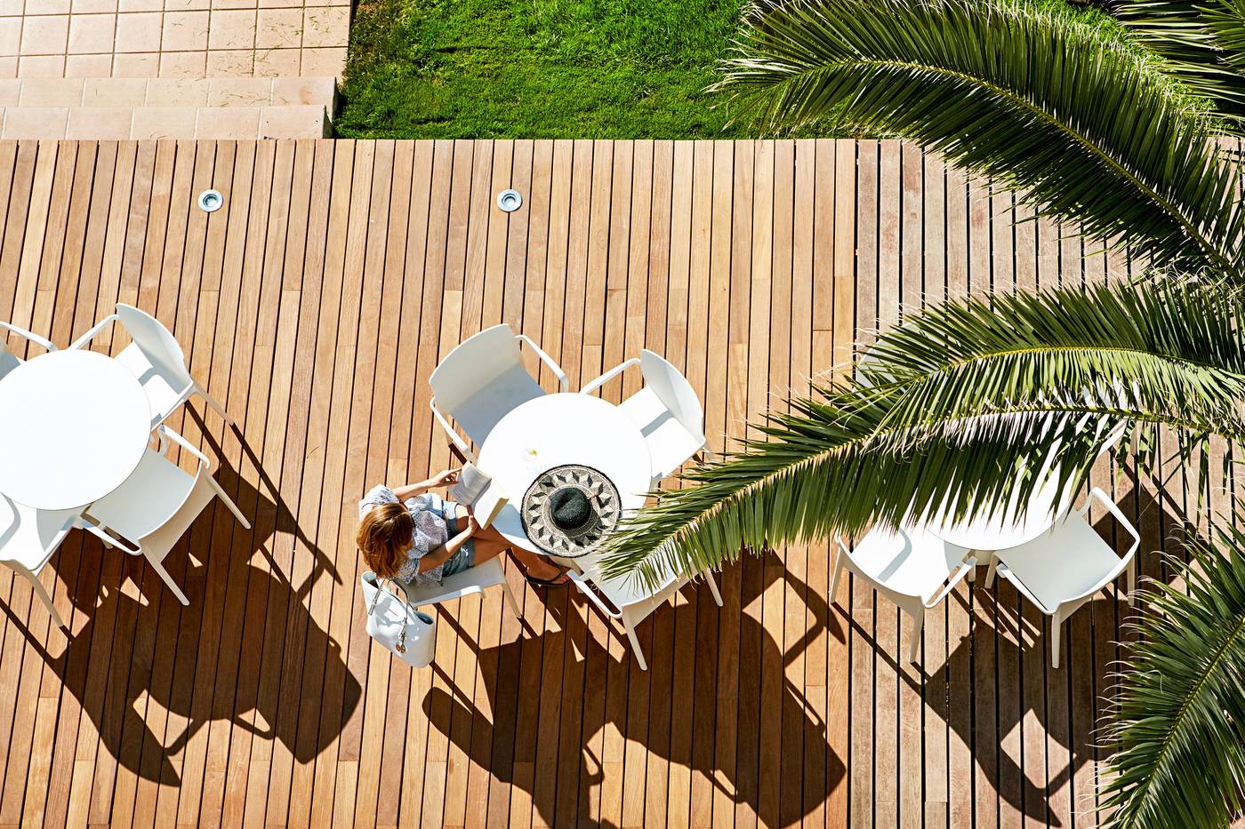 Cala-Blanca-Sun-Hotel-Terrace-9