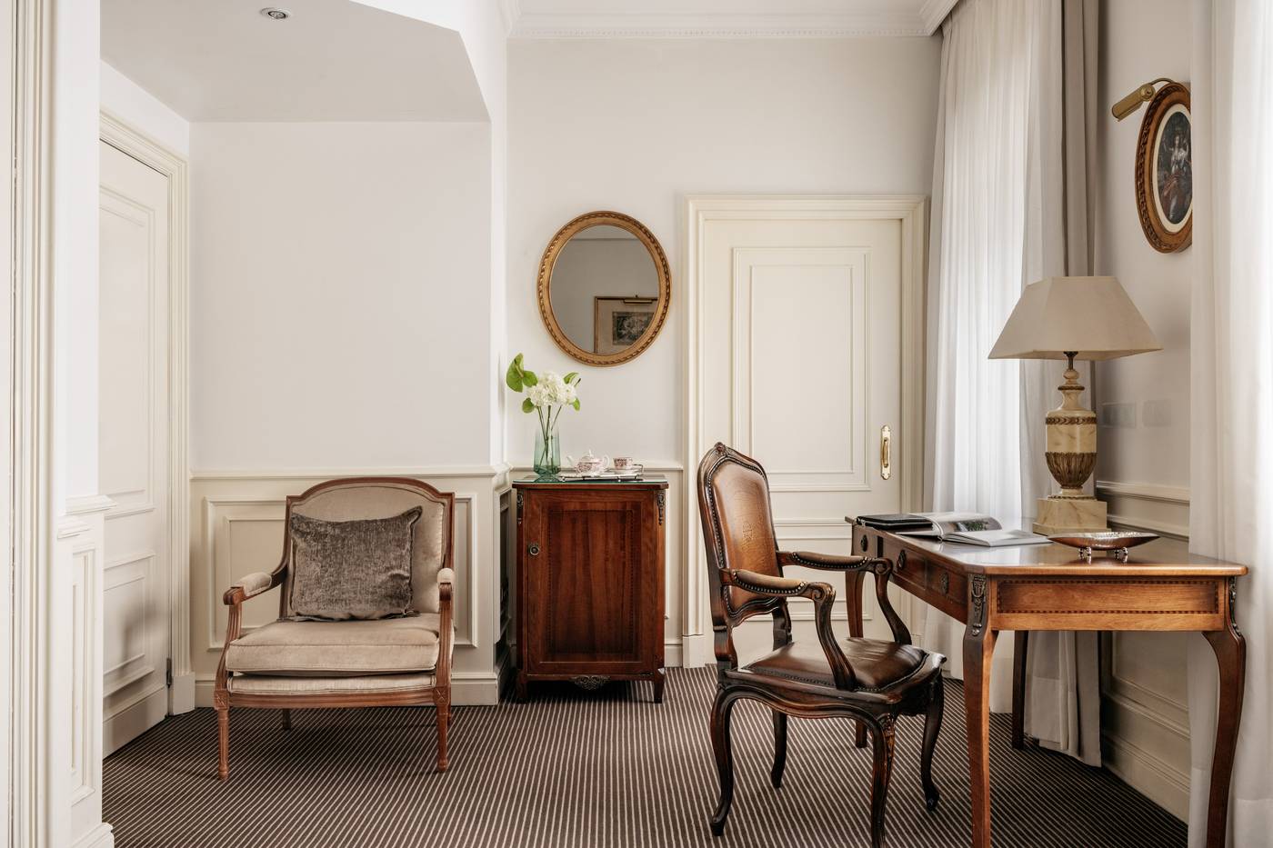 F-nix-Gran-Melia-Room-44