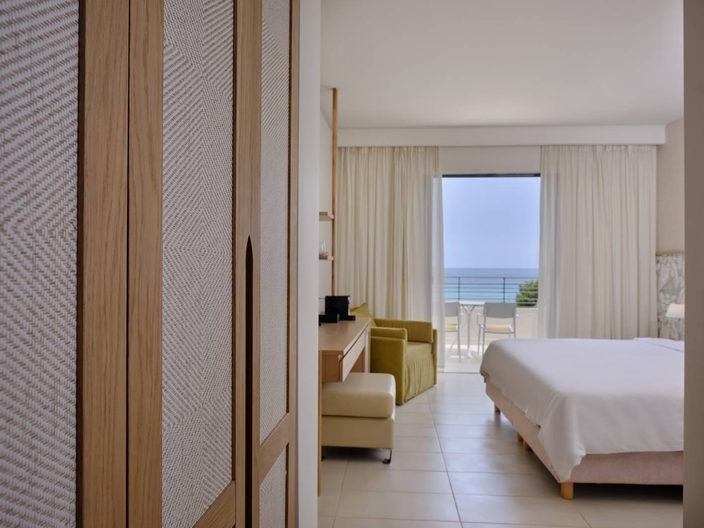 Eleon-Grand-Resort---Spa-Room-27