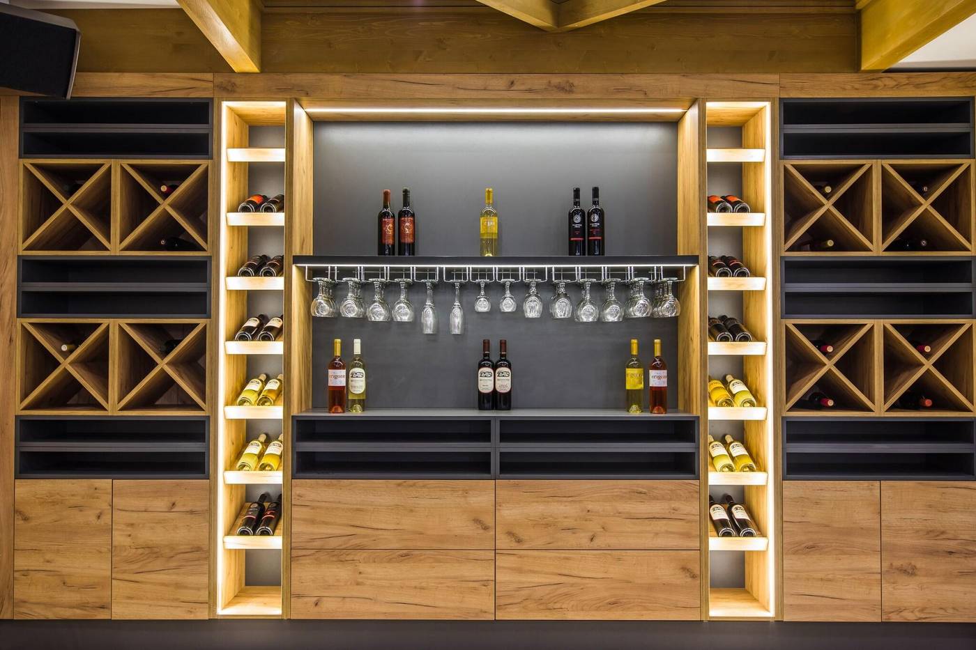 Hillhouse-Plovdiv-Restaurant-8