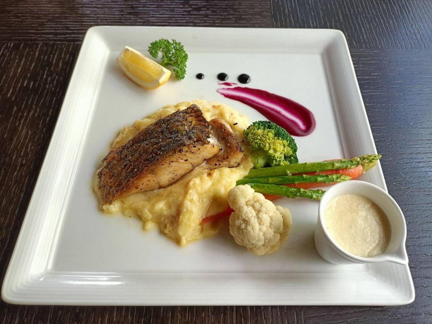 Crowne-Plaza-Phuket-Panwa-Beach-Restaurant-71