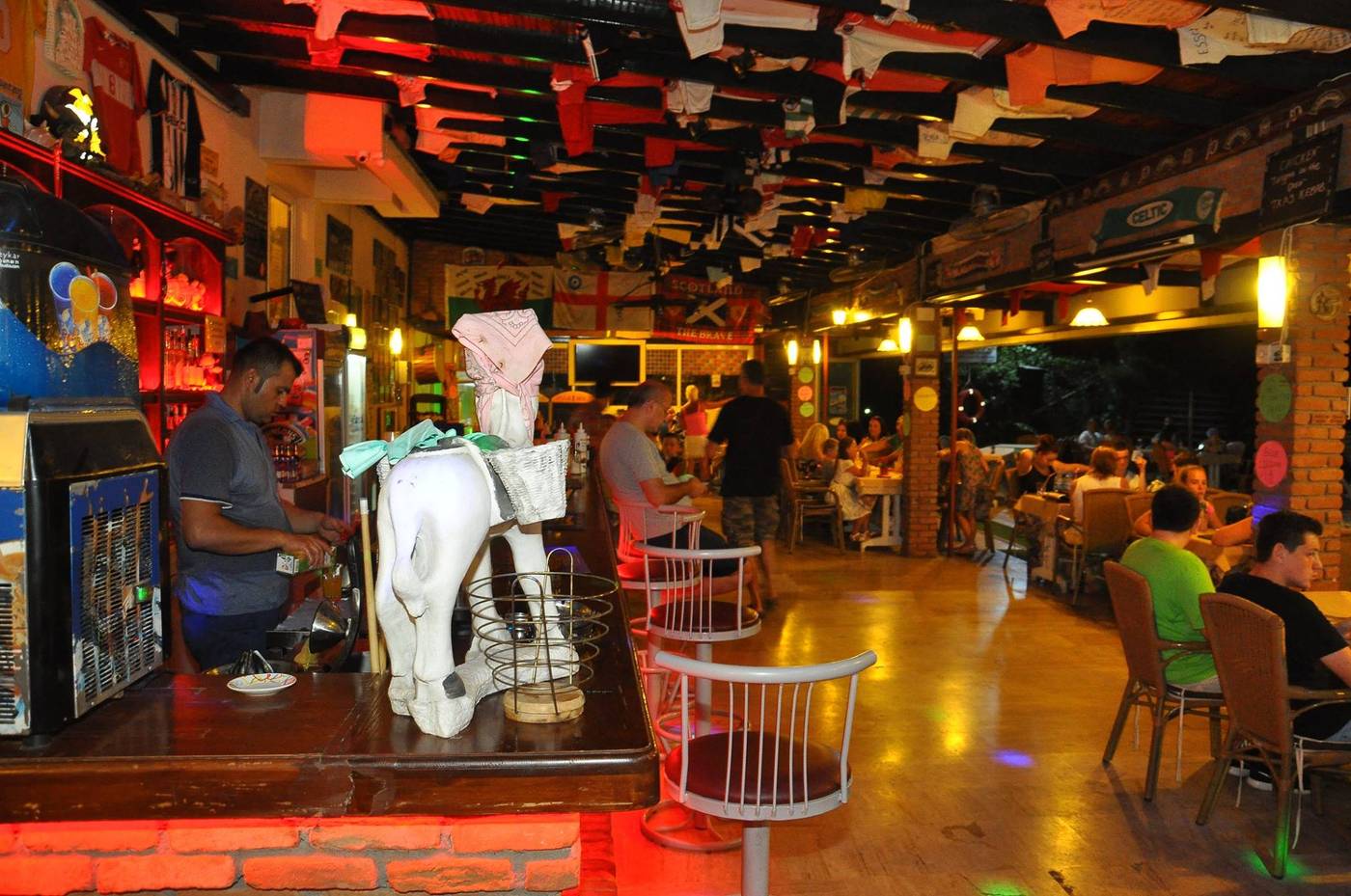 Albatros-Apartments-Bar-38