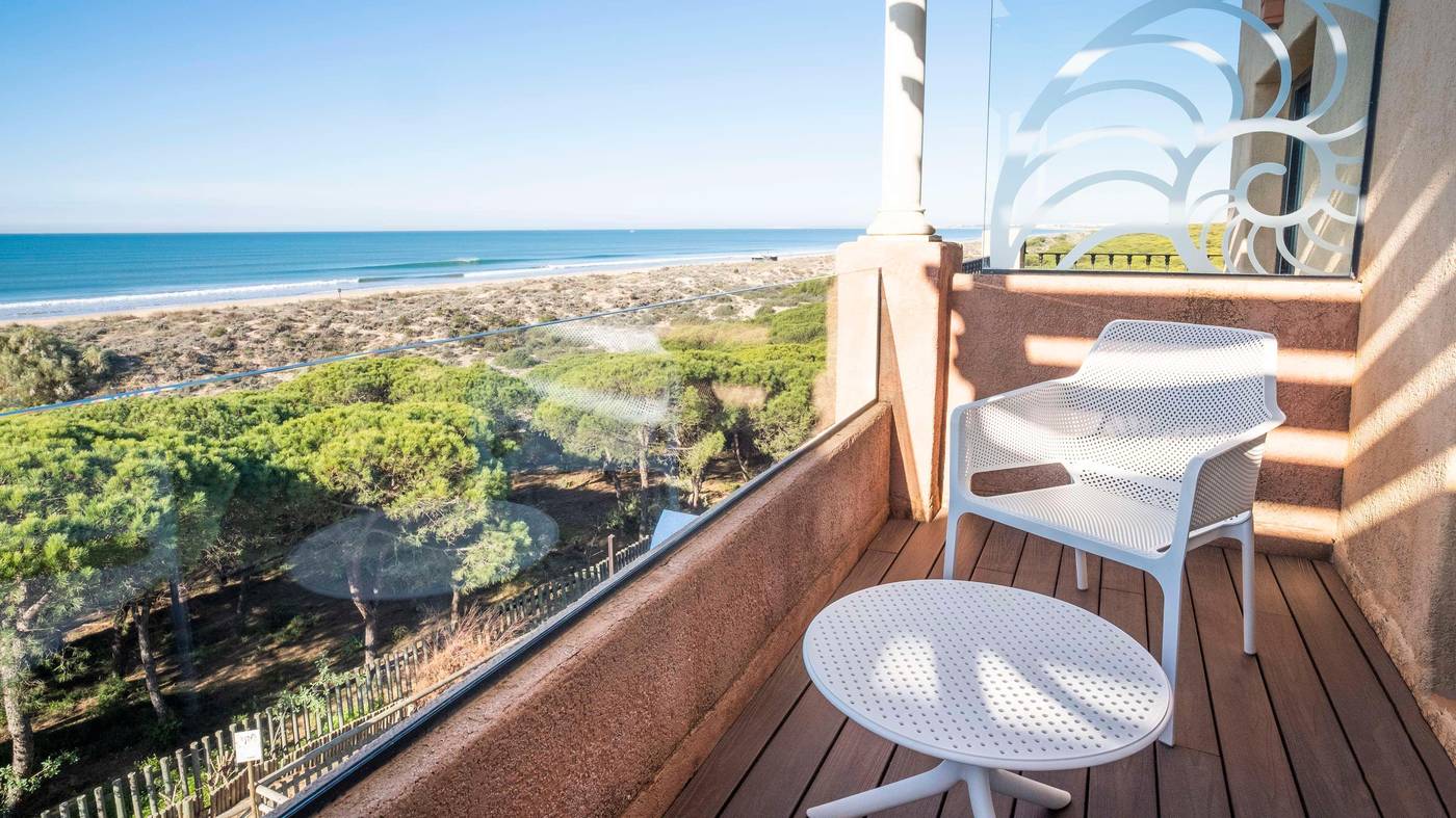 Barcelo-Punta-Umbr----a-Mar-Room-90