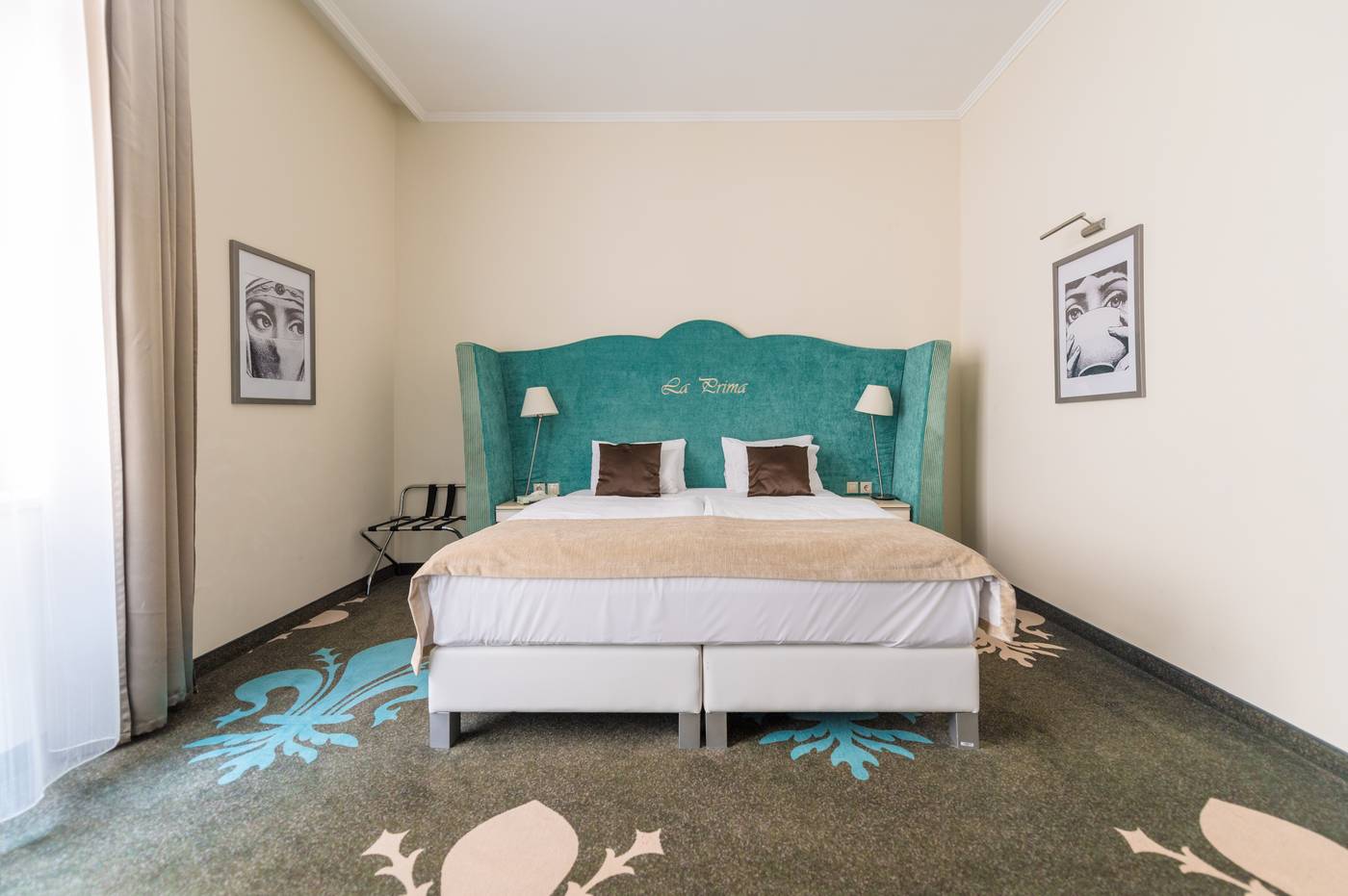 La-Prima-Fashion-Hotel-Room-25