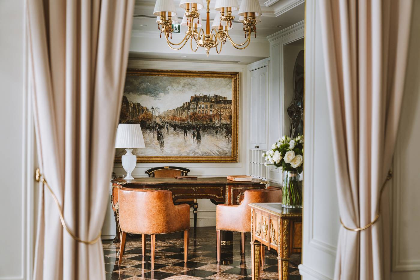 Hotel-Splendide-Royal-Paris-Lobby-21