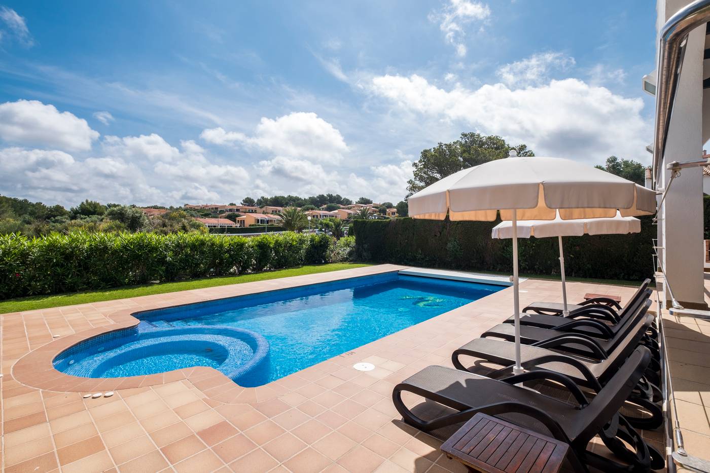 Villas-Finesse-Pool-17