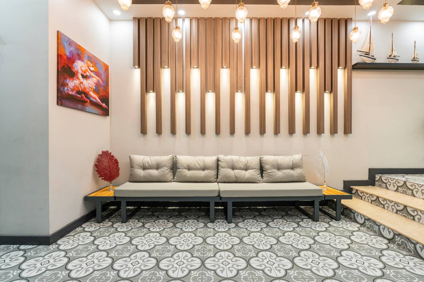 Monezza-Hotel-Lobby-13