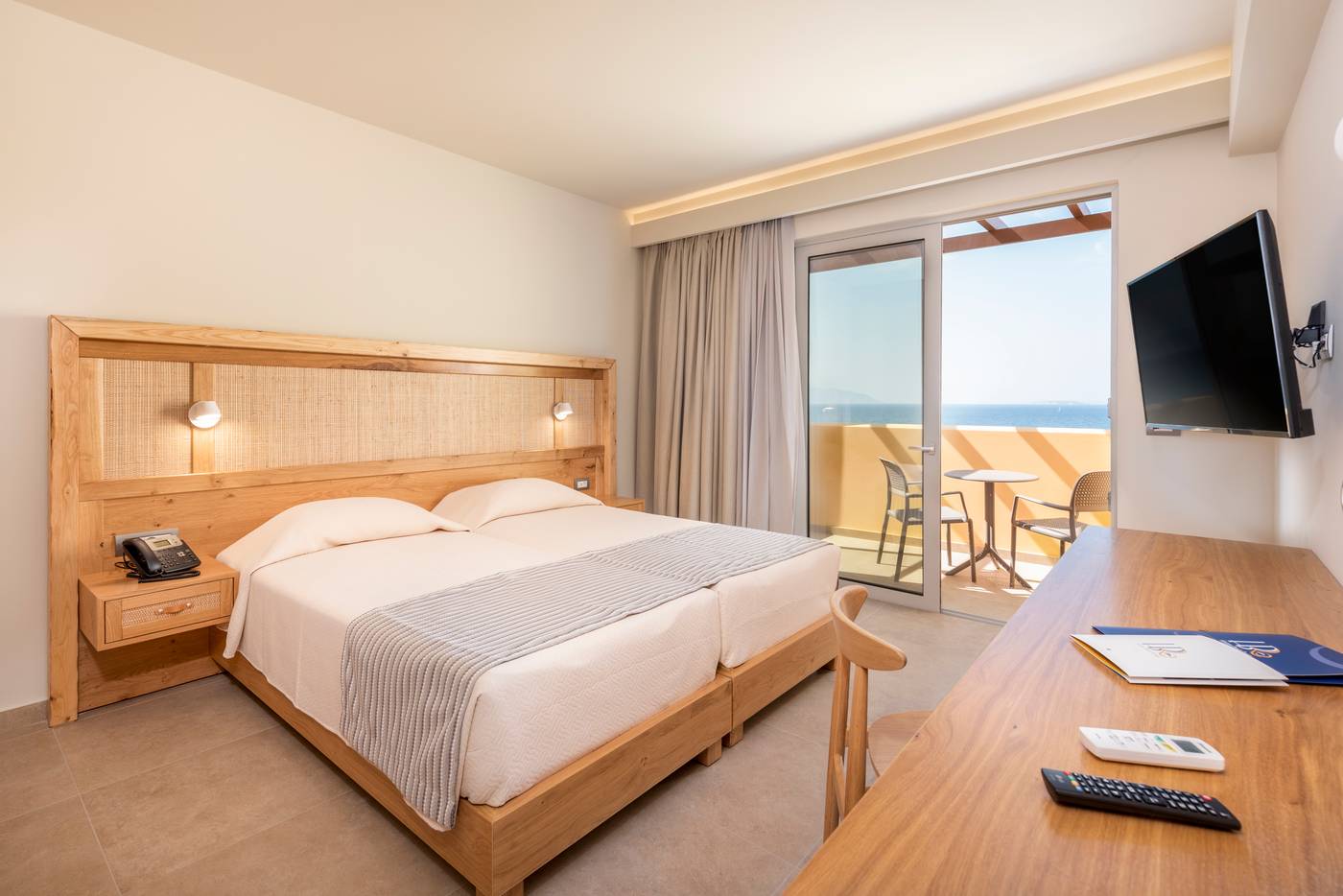 Horizon-Beach-Resort-Room-27
