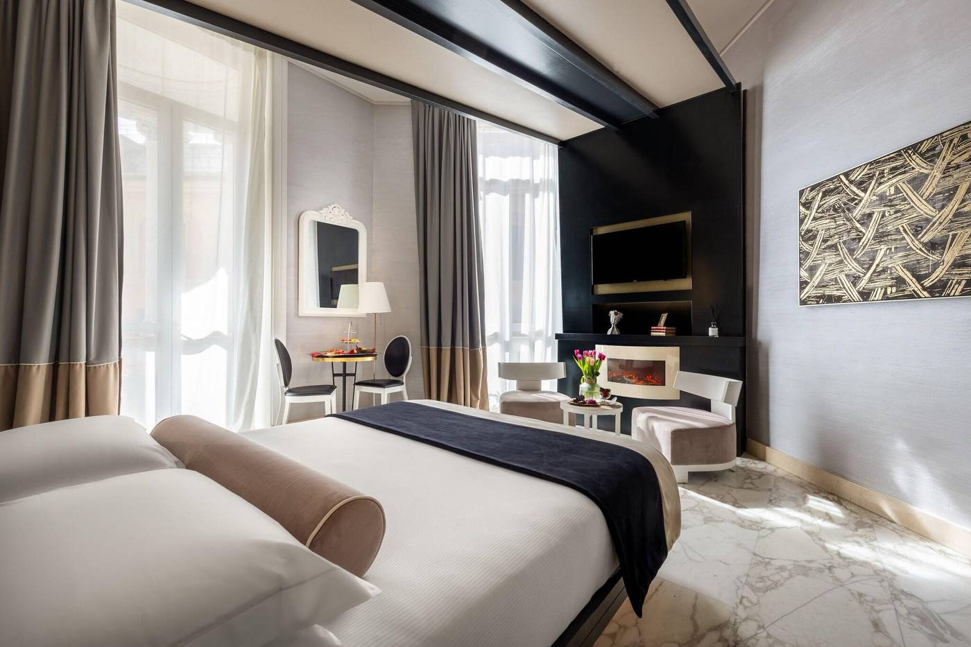 Dharma-Luxury-Hotel-Room-5