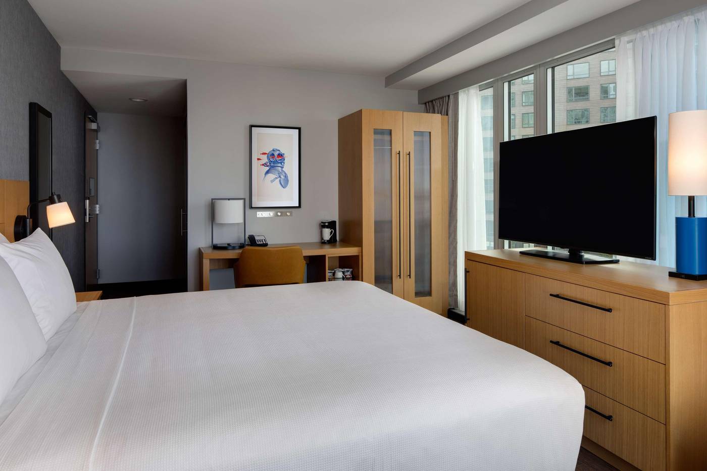 Hyatt-Place-Boston-seaport-district-Room-30