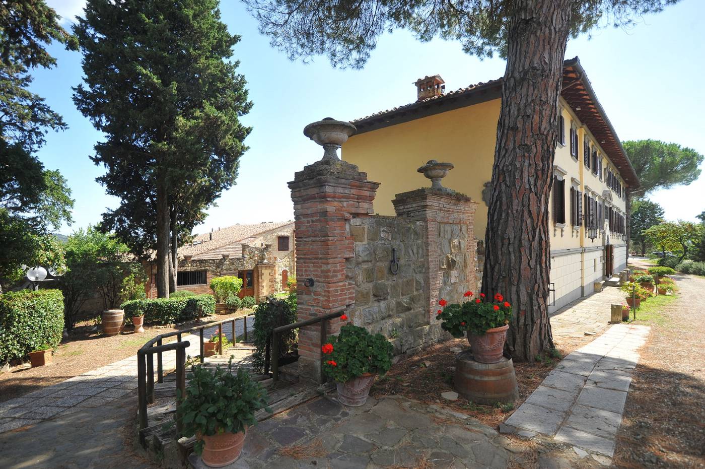 Casafrassi Hotel Agriturismo-Italy-Castellina in Chianti-General view-4