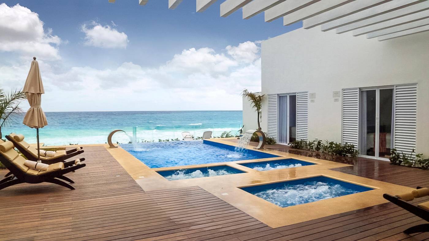 Oleo-Cancun-Playa-Sports-and-Entertainment-4