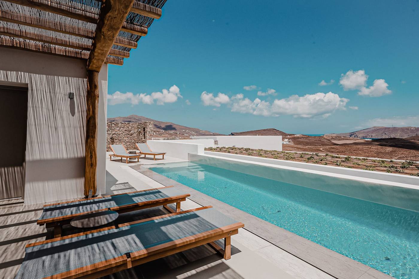 Amarelo-Suites-Room-2