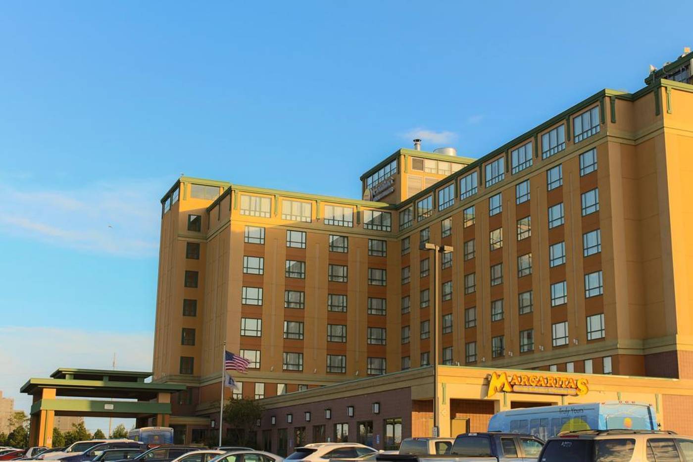 Comfort-Inn---Suites-Logan-Airport-General-view-72