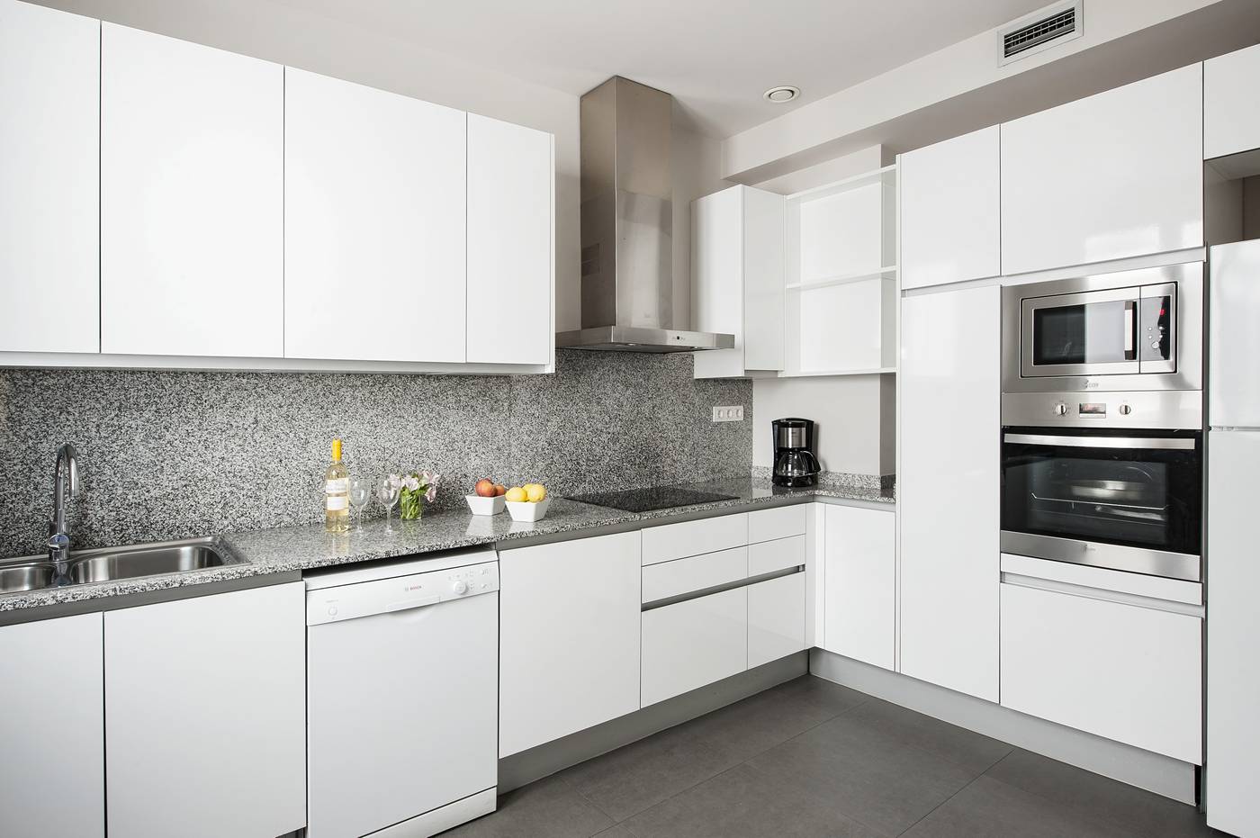 The Corner Apartments by Aspasios-Spain-BARCELONA-Room-8