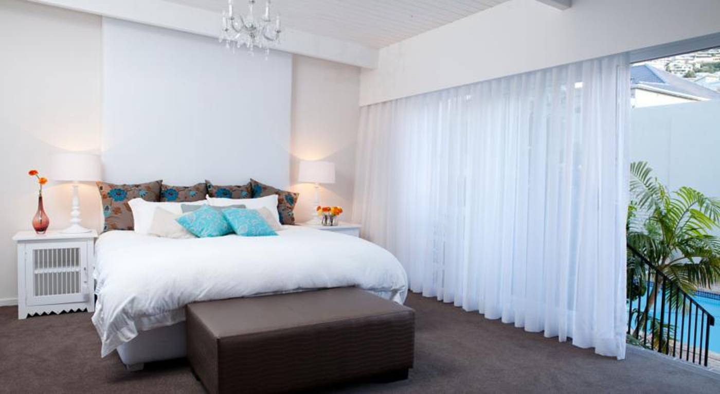 The-Clarendon-Fresnaye-Hotel-Room-14
