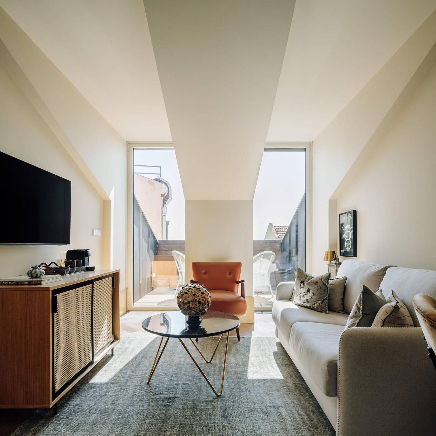 The-Ivens-Autograph-Collection-Room-28