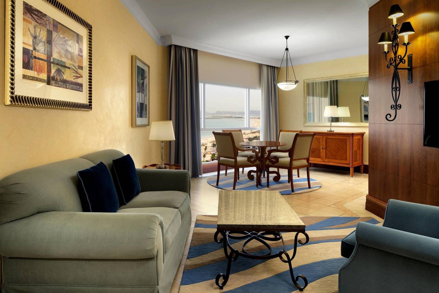 Sheraton-Jumeirah-Beach-Resort-Room-37