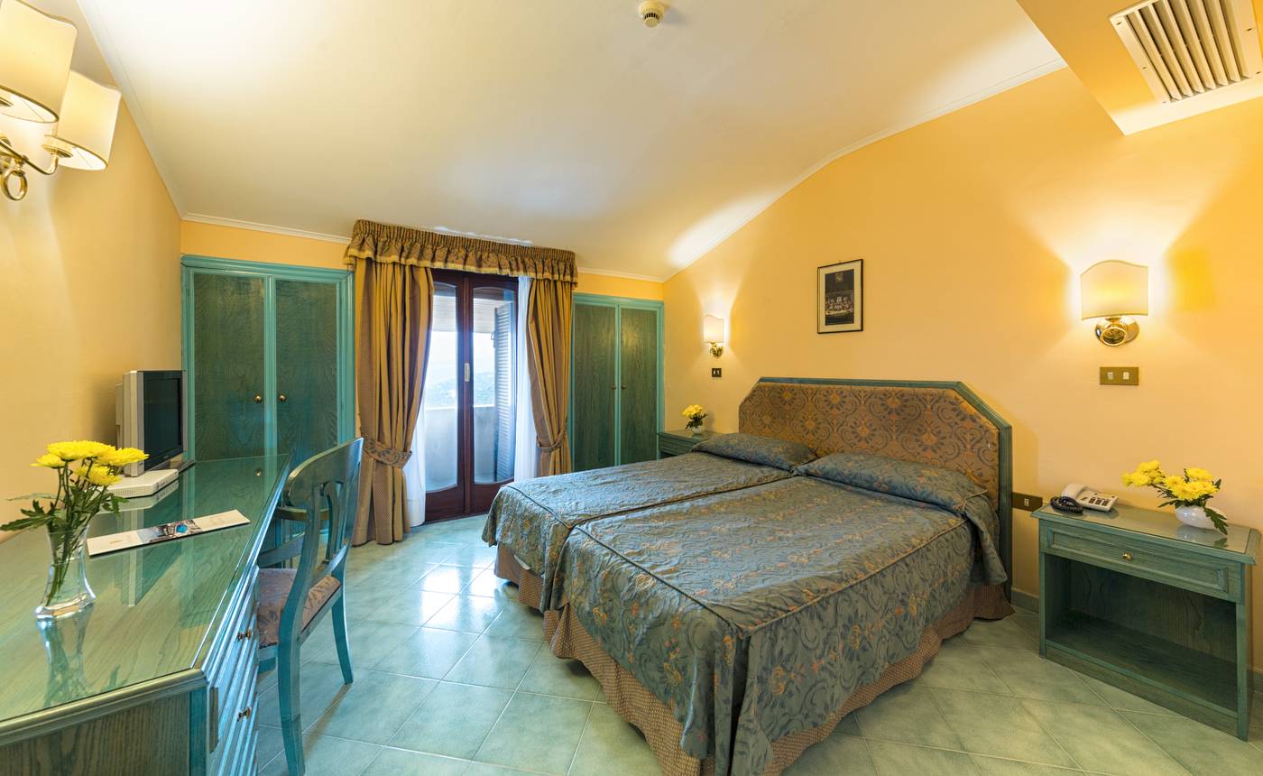 Hotel-Jaccarino-Room-16