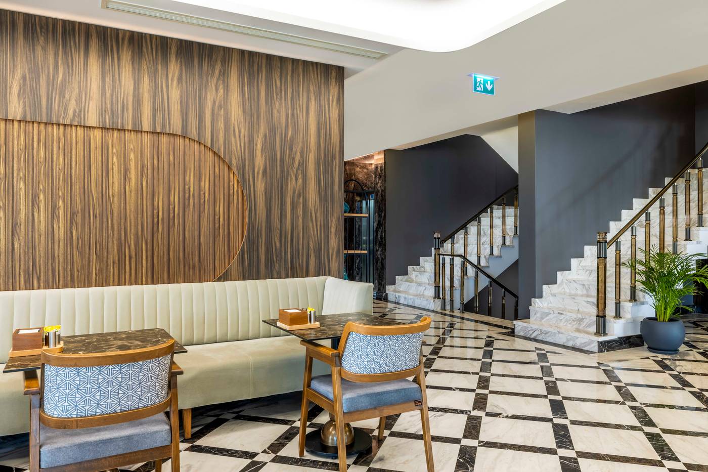 Ezkar-Bathonea-Art-istanbul-General-view-10