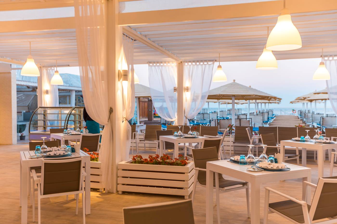 SUNRISE Holidays Resort - Adults Only