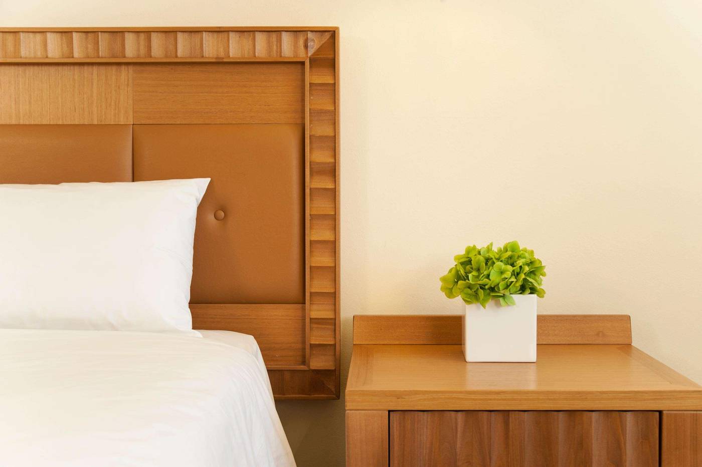 Ajax-Hotel-Room-29