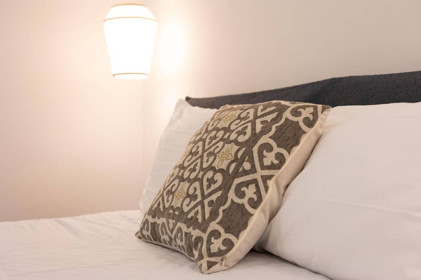 Maison-Maneli-Luxury-B-B-Room-35