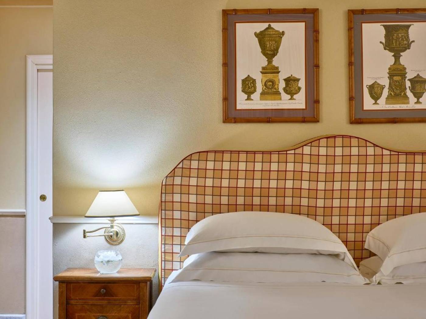 Bagni-di-Pisa-Palace-and-Thermal-Spa-Room-5