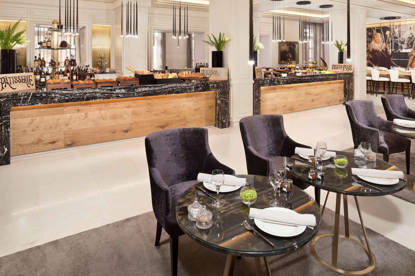 Gran-Melia-Palacio-de-los-Duques-Restaurant-17