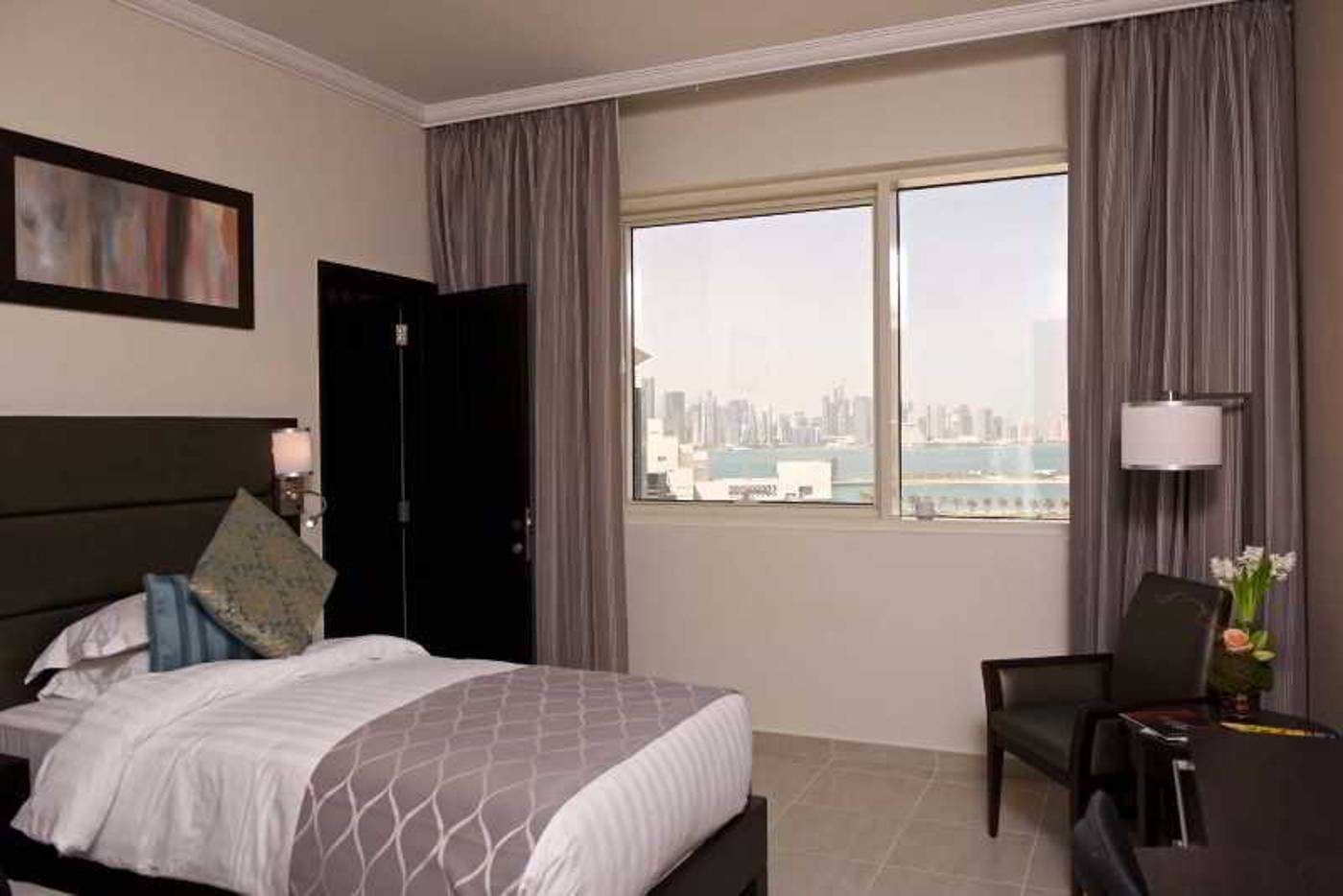 The-Royal-Riviera-Room-13