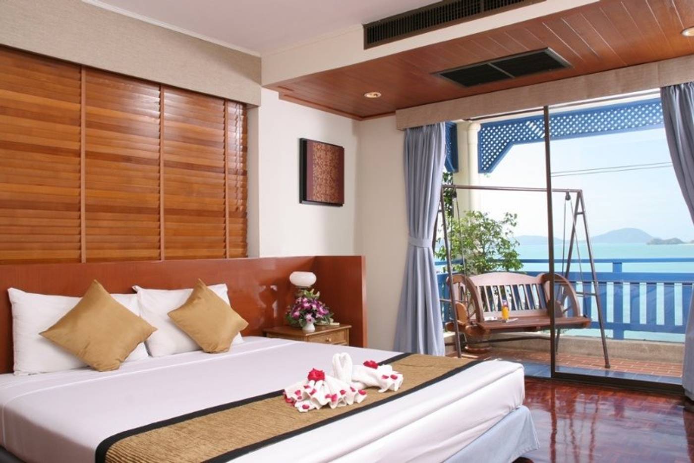 Kantary-Bay-Hotel-Phuket-Room-22