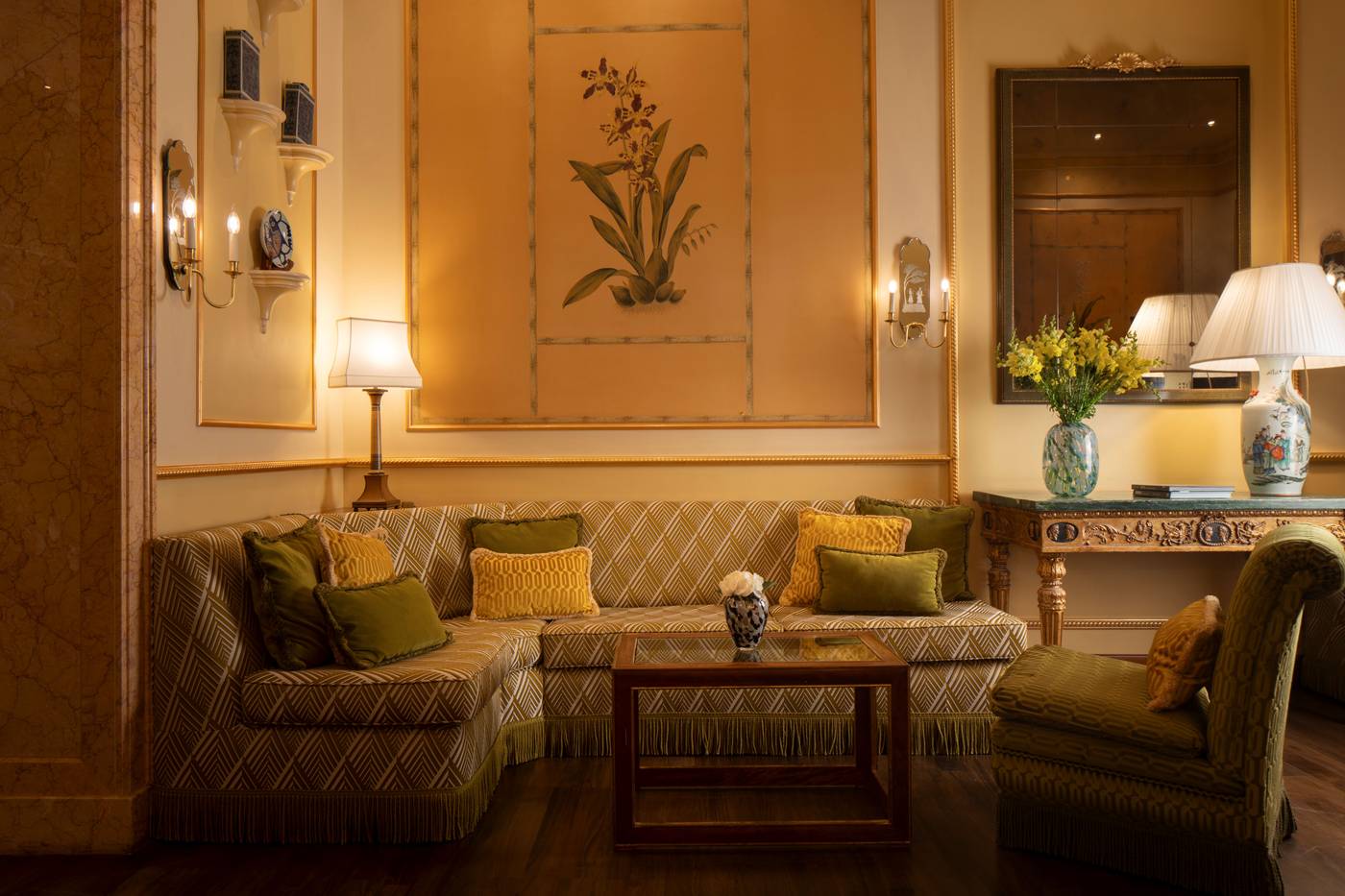 Degli-Aranci-Lobby-15